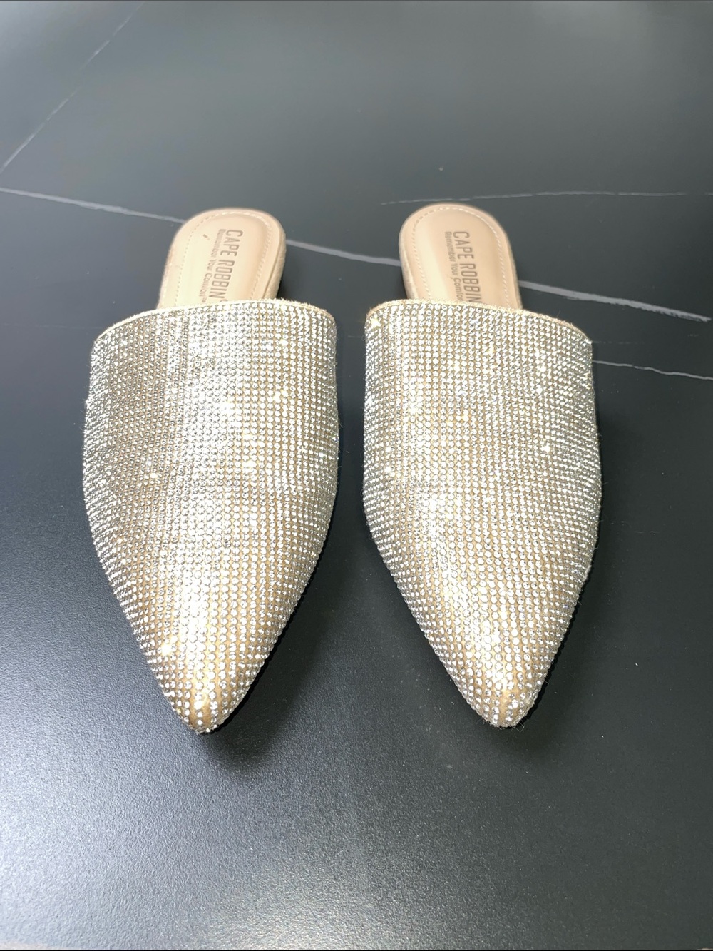 CAPE ROBBIN RHINESTONED COMFORT SLIDES FTL-09-096